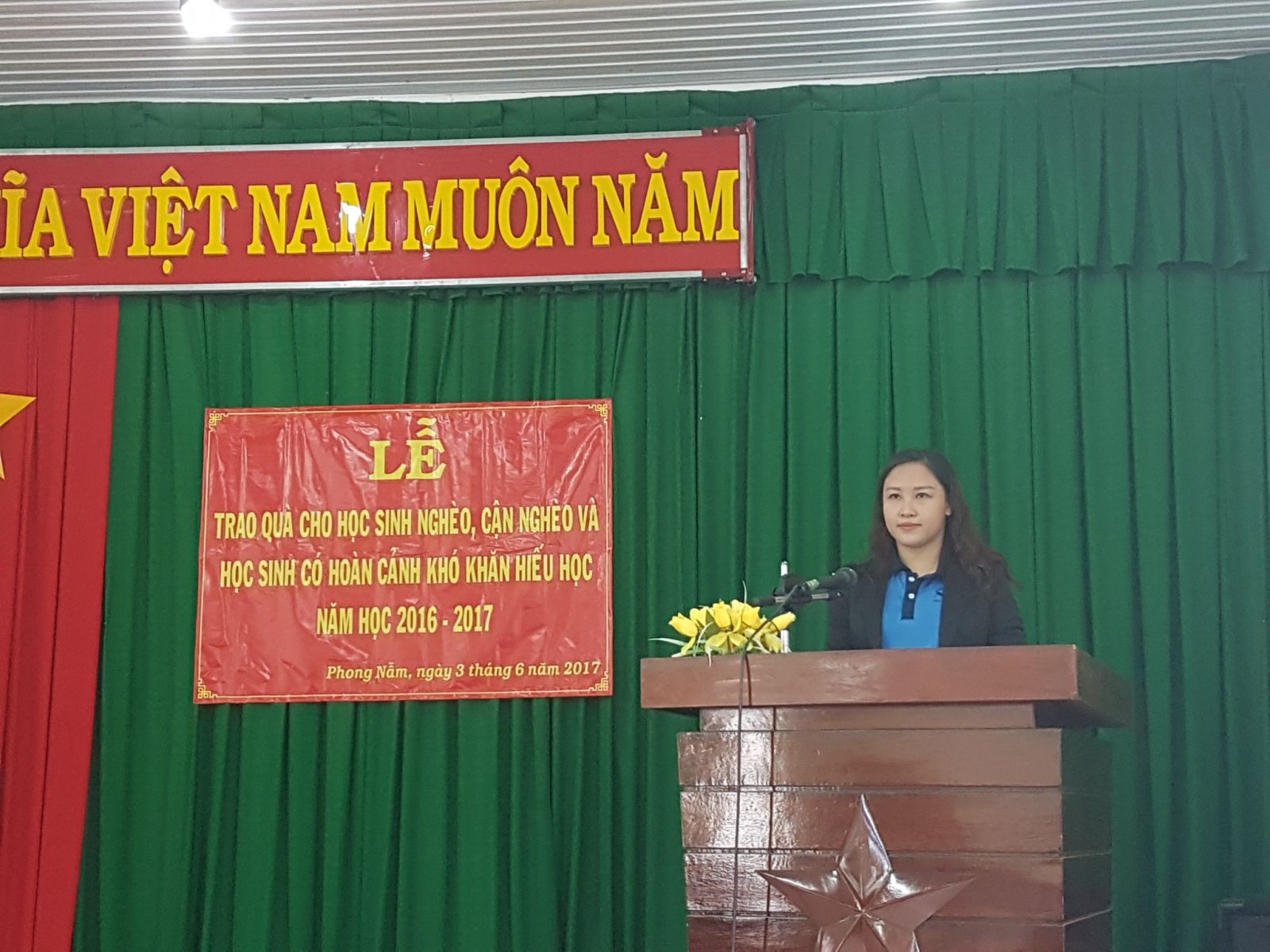 Bà Lê Thanh Thảo - Phó Giám Đốc Công ty đại diện phát biểu
